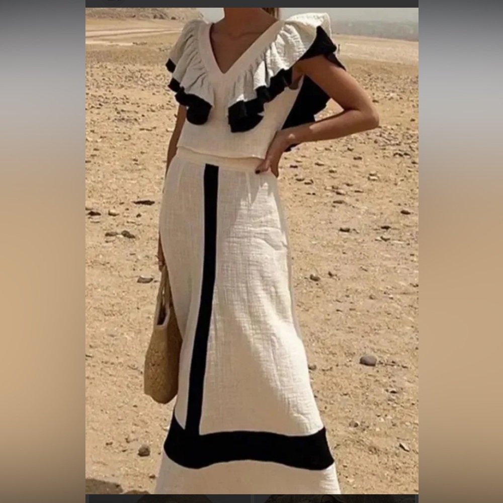 Elegant Black and White Ruffle set